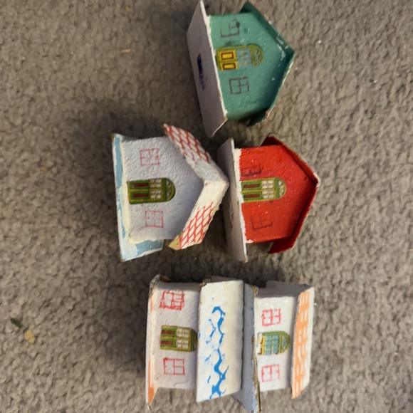 5 mini vintage putz houses